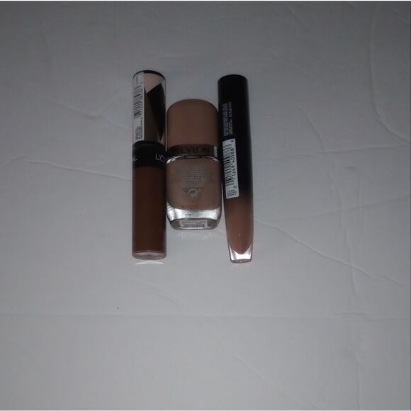 🆕💅🏽💄Makeup Bundle Concealer, Lip Stain And Nail Polish - Picture 2 of 10